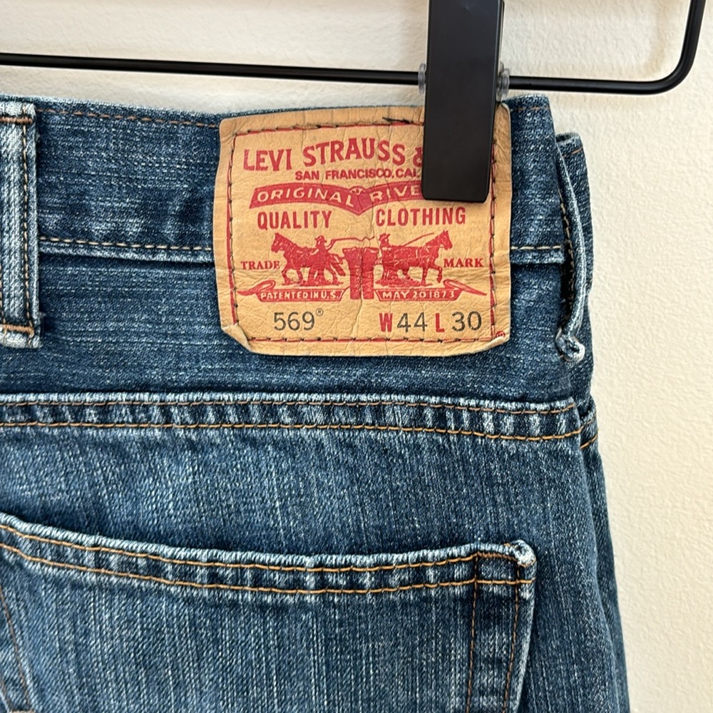 Men’s Big and Tall Levi 569 Loose Straight Fit Denim Jeans